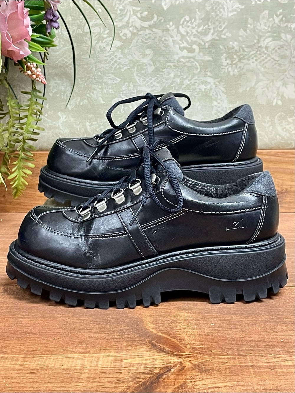 Vintage Y2K LEI Chunky Platform Oxford Lug Sole Grunge Goth Bratz Shoes 6.5-7